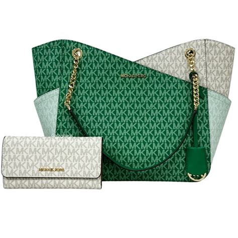 michael kors palmetto green wallet|dark green Michael Kors Wallet.